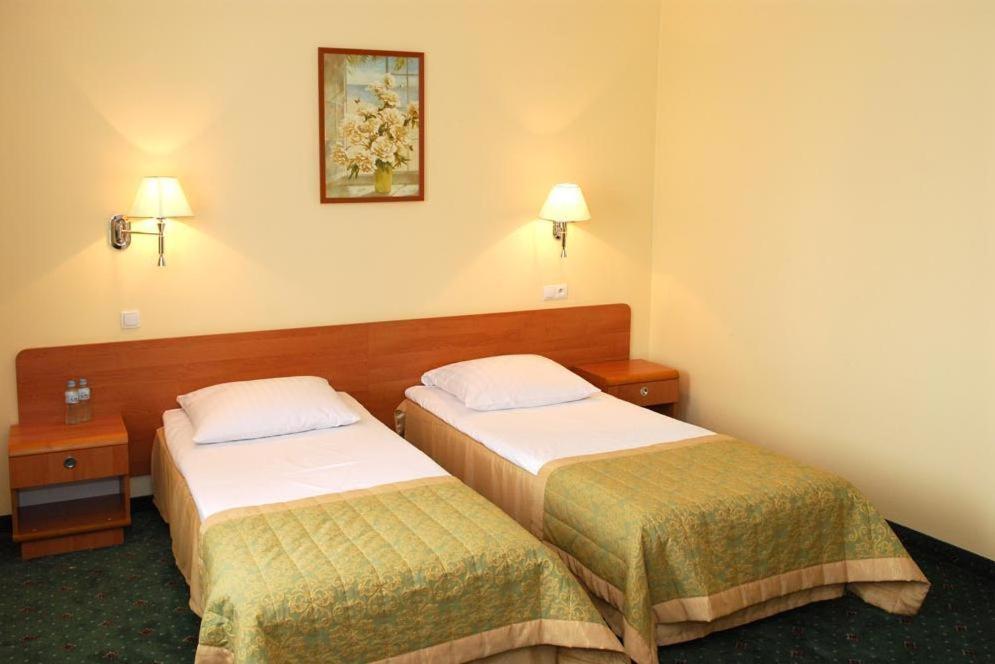 Hotel U Witaszka Czosnów Δωμάτιο φωτογραφία
